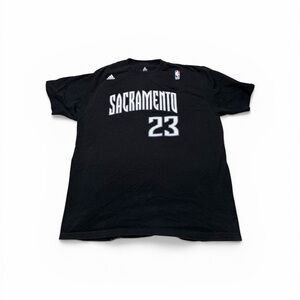 ⛹️‍♂️Men’s Vintage Adidas Sacramento Kings #23 Kevin Martin Tshirt size XL